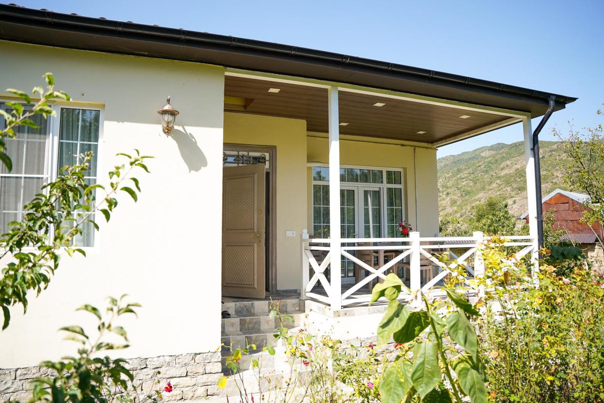 Abbasov'S Guest House-In Lahij Lahic Exterior photo