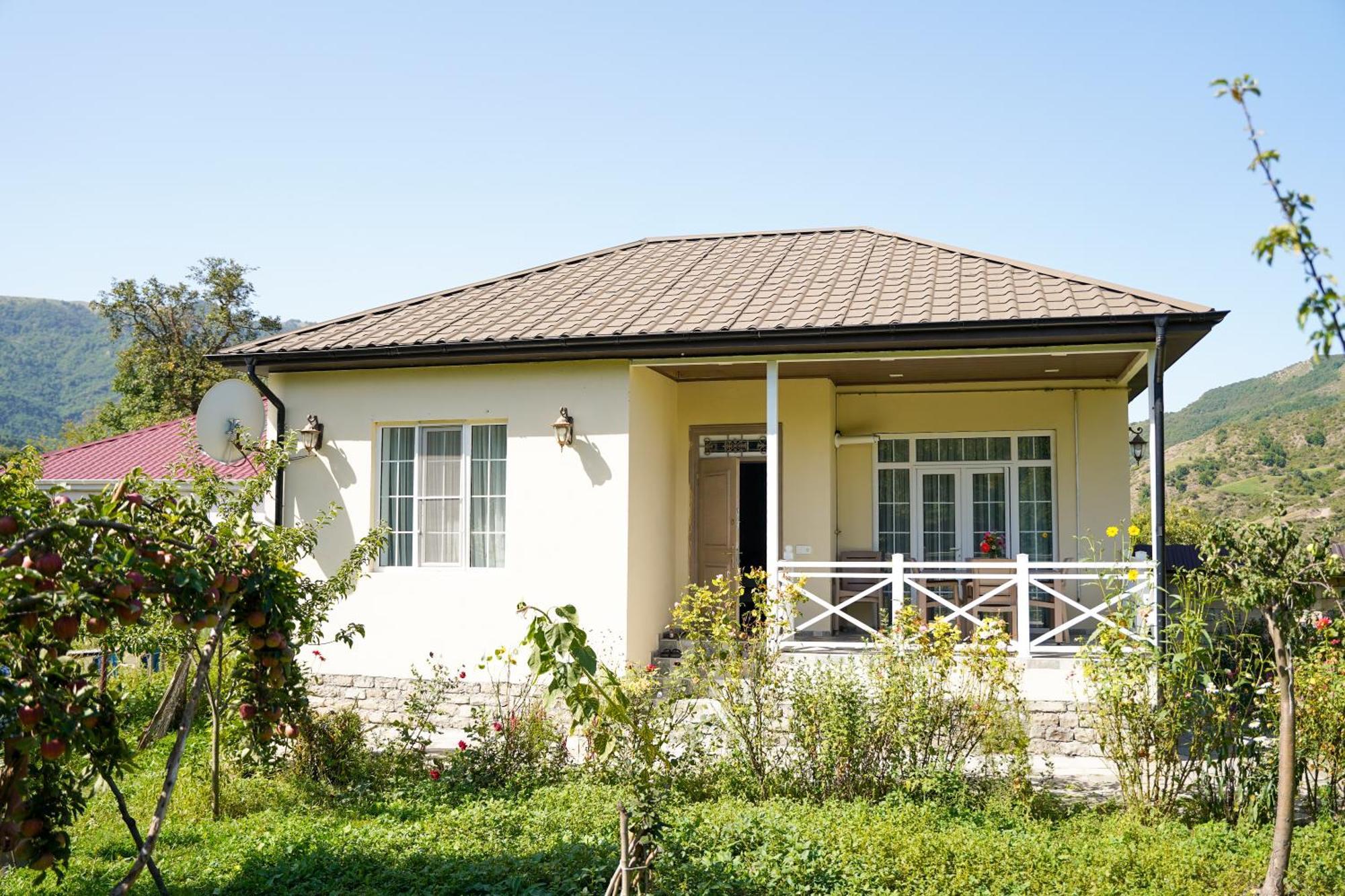 Abbasov'S Guest House-In Lahij Lahic Exterior photo